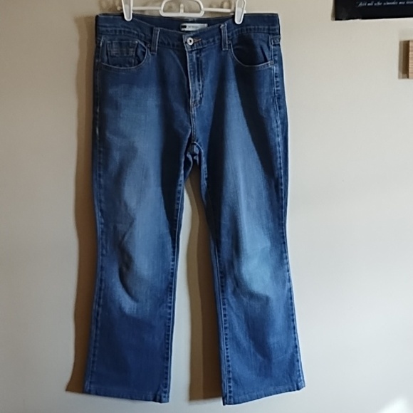 Levi's Denim - LEVIS 515 - GREAT FIT- NOT HIGH OR- LOW-AROUND NAVAL, -BOOT CUT